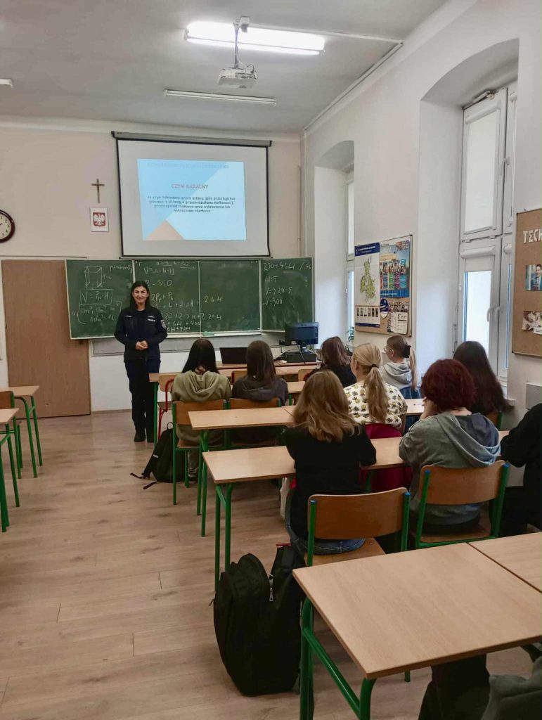 ba9e8454 1a32 4ef0 9abd 2d4ae5b5f5b2