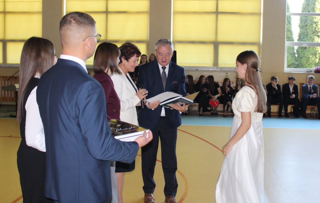 577720799 1239278358223258 9194835177437742475 n