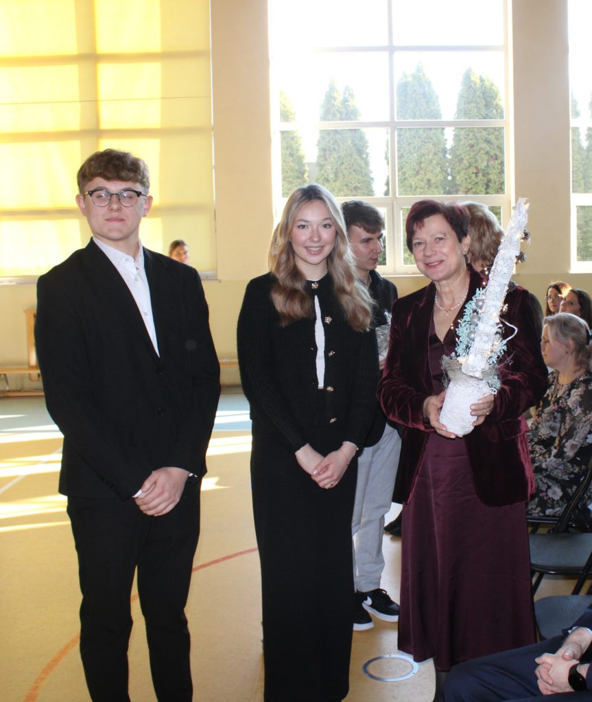 597708929 1272420888242338 7879141272943074595 n