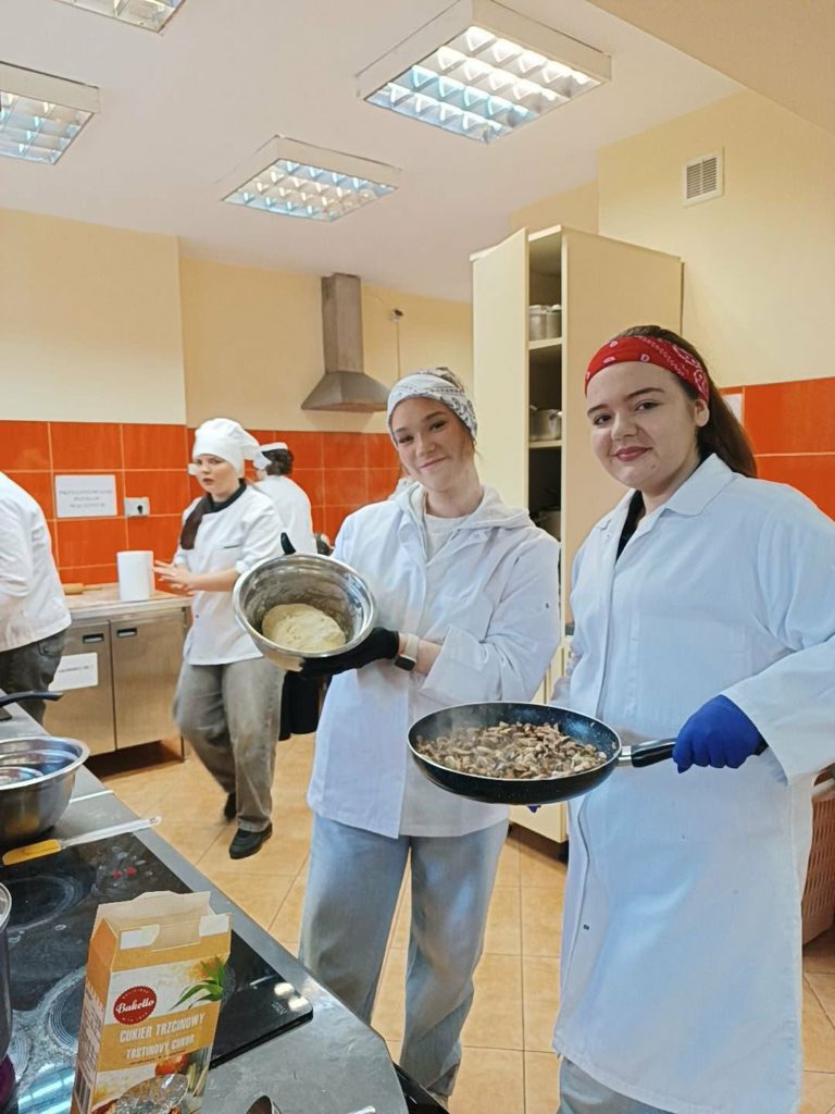 599945116 1270955588388868 5902851016743078338 n