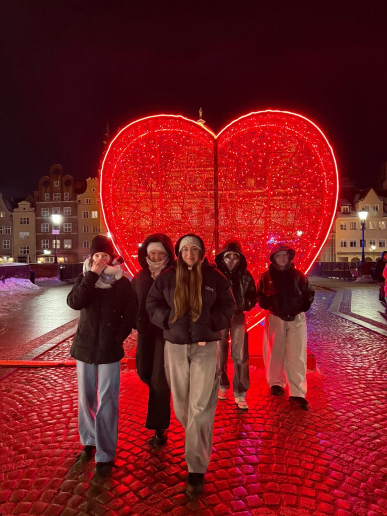 642264239 1324609669690126 7039474989836854248 n